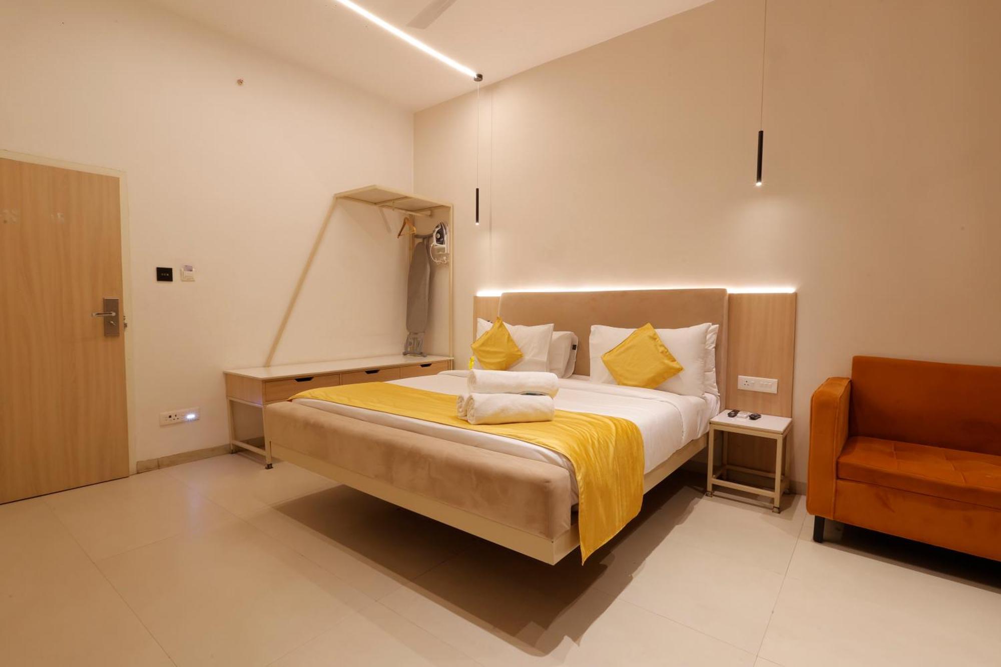 Hotel Varuna Varanasi Esterno foto