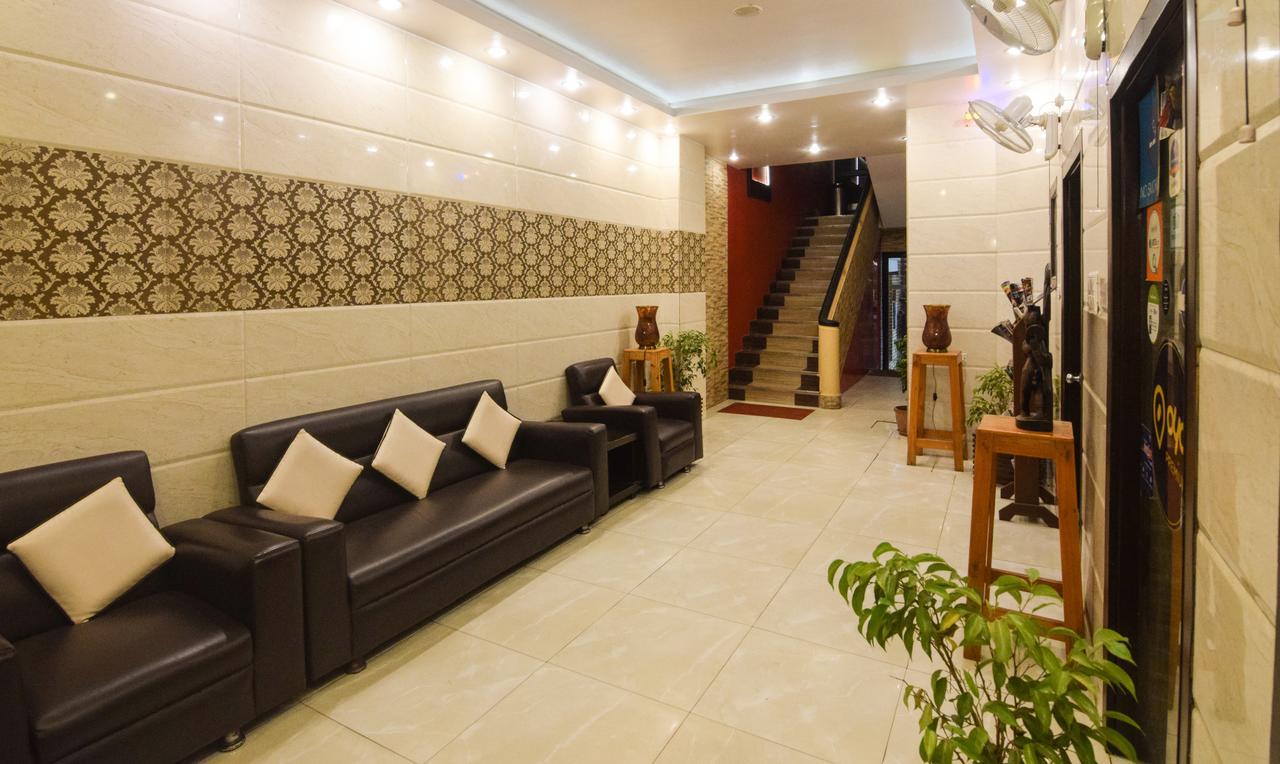Hotel Varuna Varanasi Esterno foto